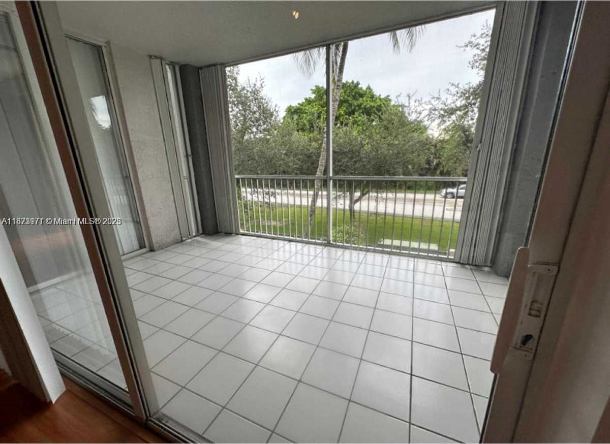 Small Image of 9725 52ND ST #211, Doral Number 5