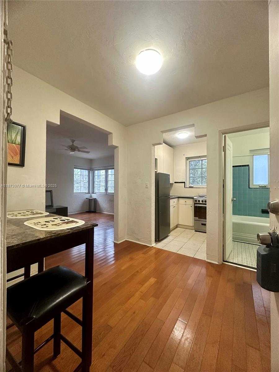 Small Image of 260 EUCLID AVE #29, Miami Beach Number 3