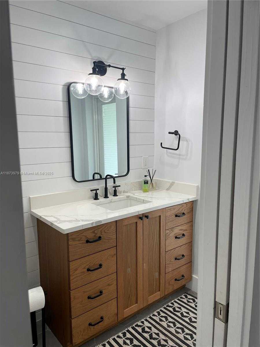 Small Image of 8921 SOUTH WEST 48TH ST, Miami Number 10