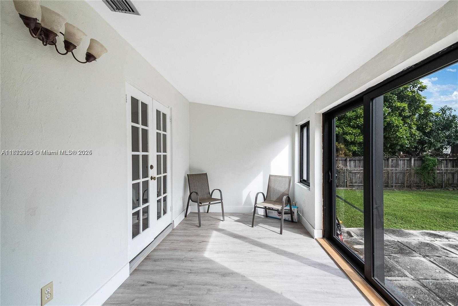 Small Image of 2520 SOUTH WEST 20TH ST, Miami Number 22