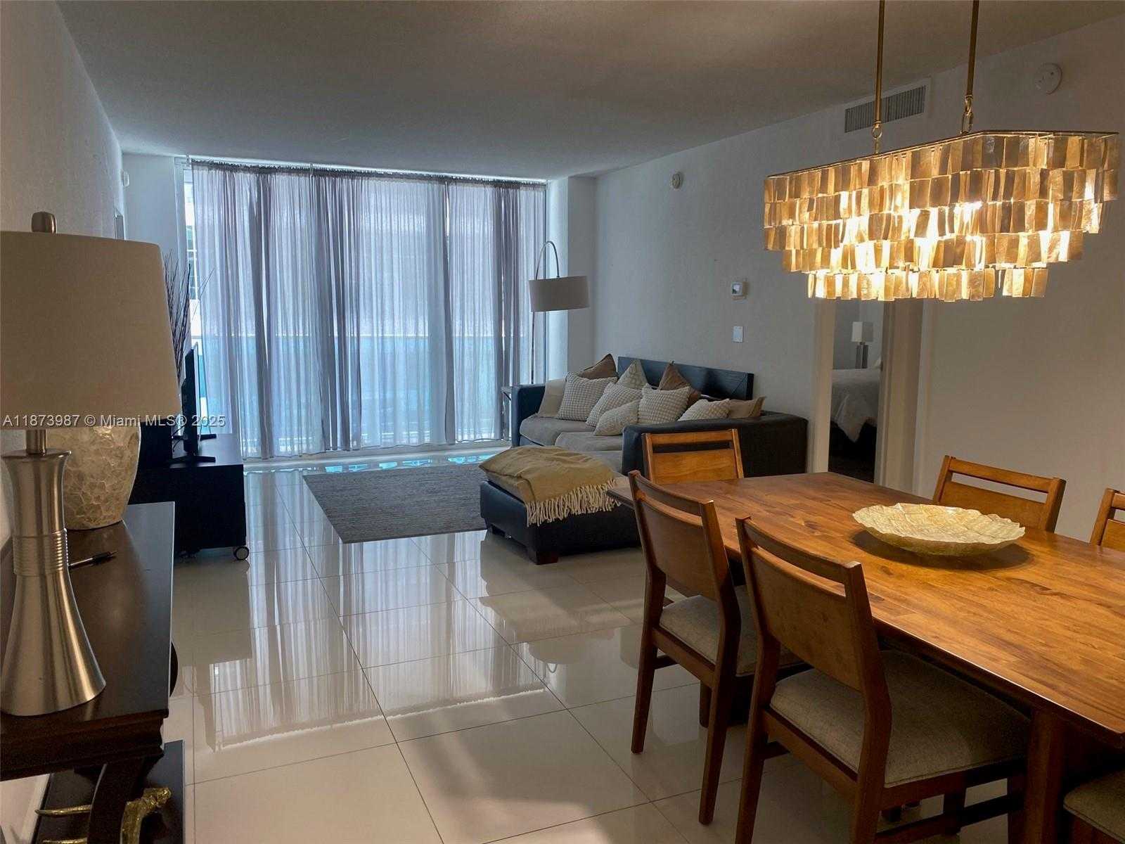 Small Image of 4001 SOUTH OCEAN DR #14F, Hollywood Number 2