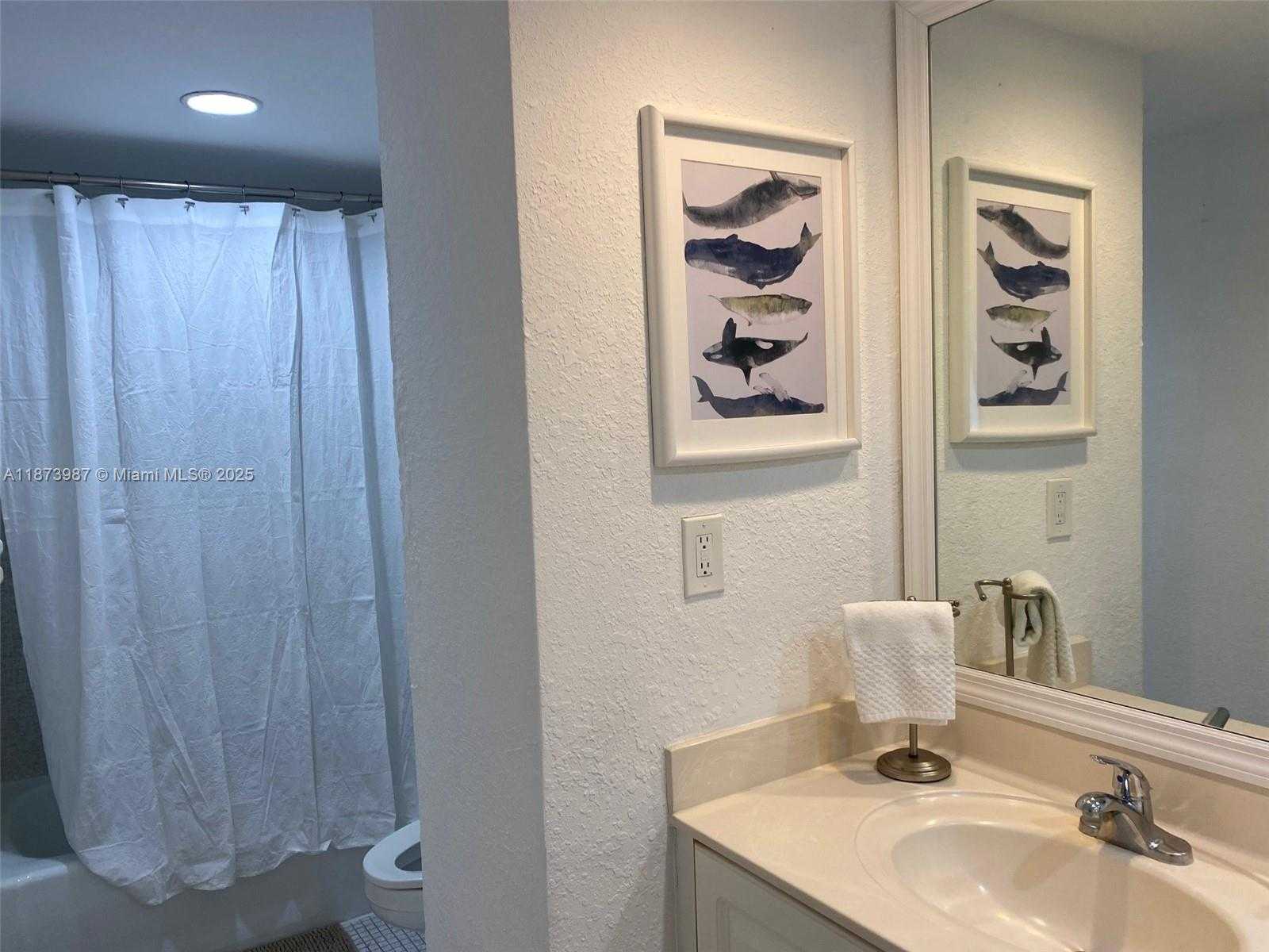 Small Image of 4001 SOUTH OCEAN DR #14F, Hollywood Number 5