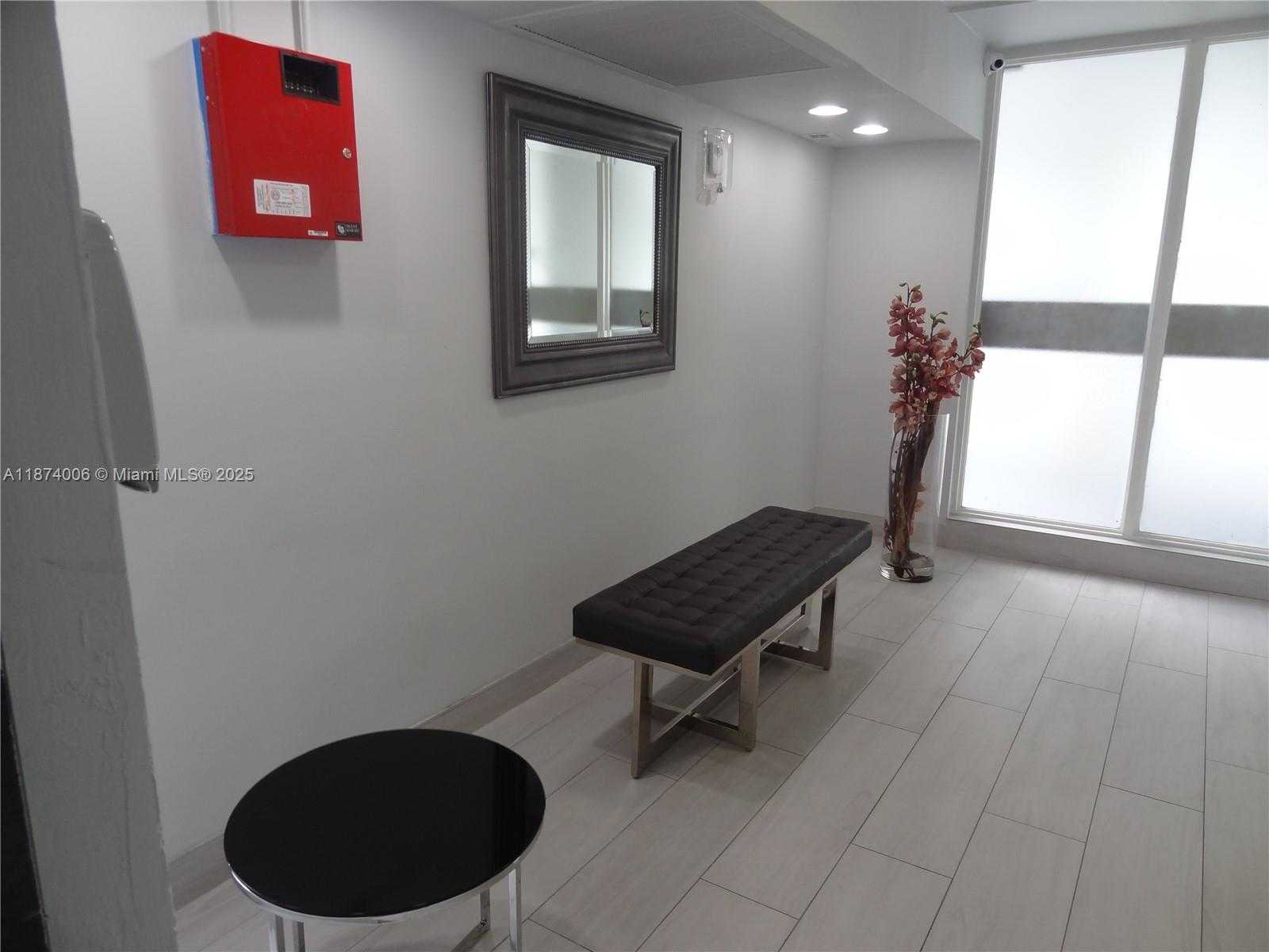 Small Image of 3401 NORTH COUNTRY CLUB DR #EI506, Aventura Number 5