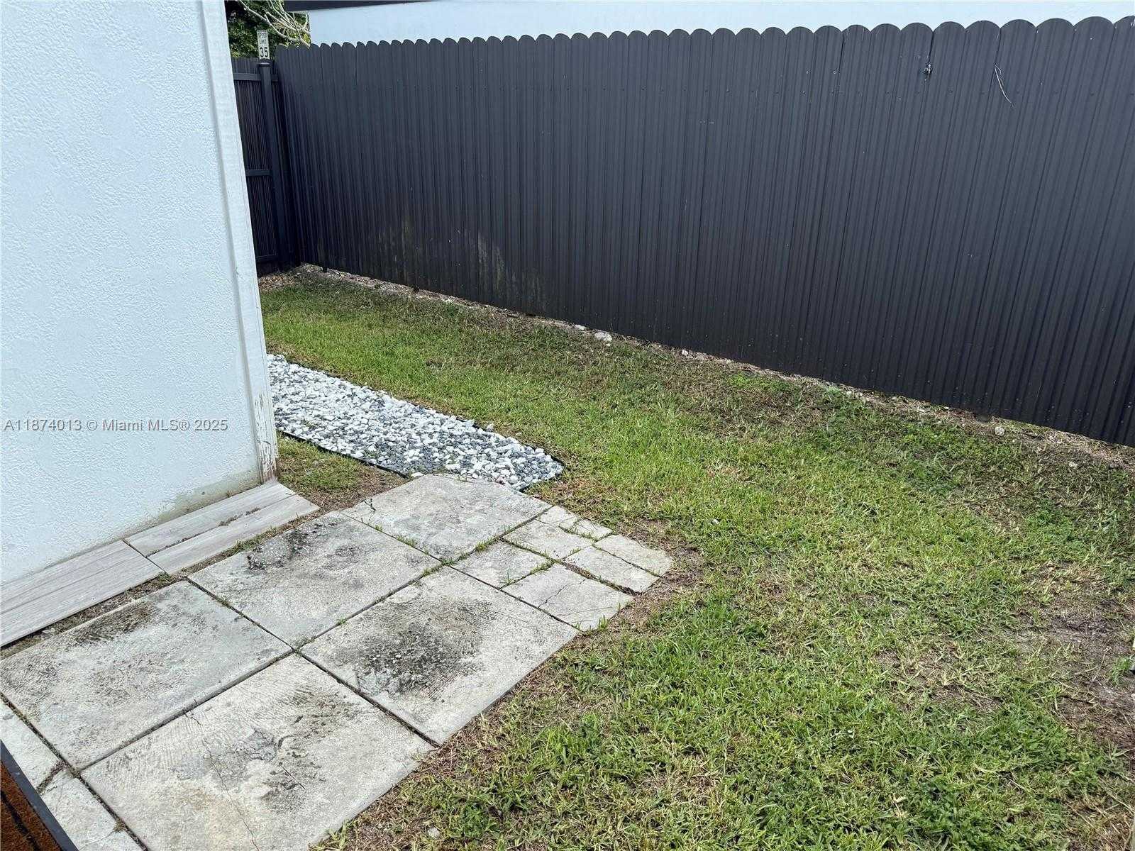 Small Image of 5320 SOUTH WEST 97TH AVE #B, Miami Number 12