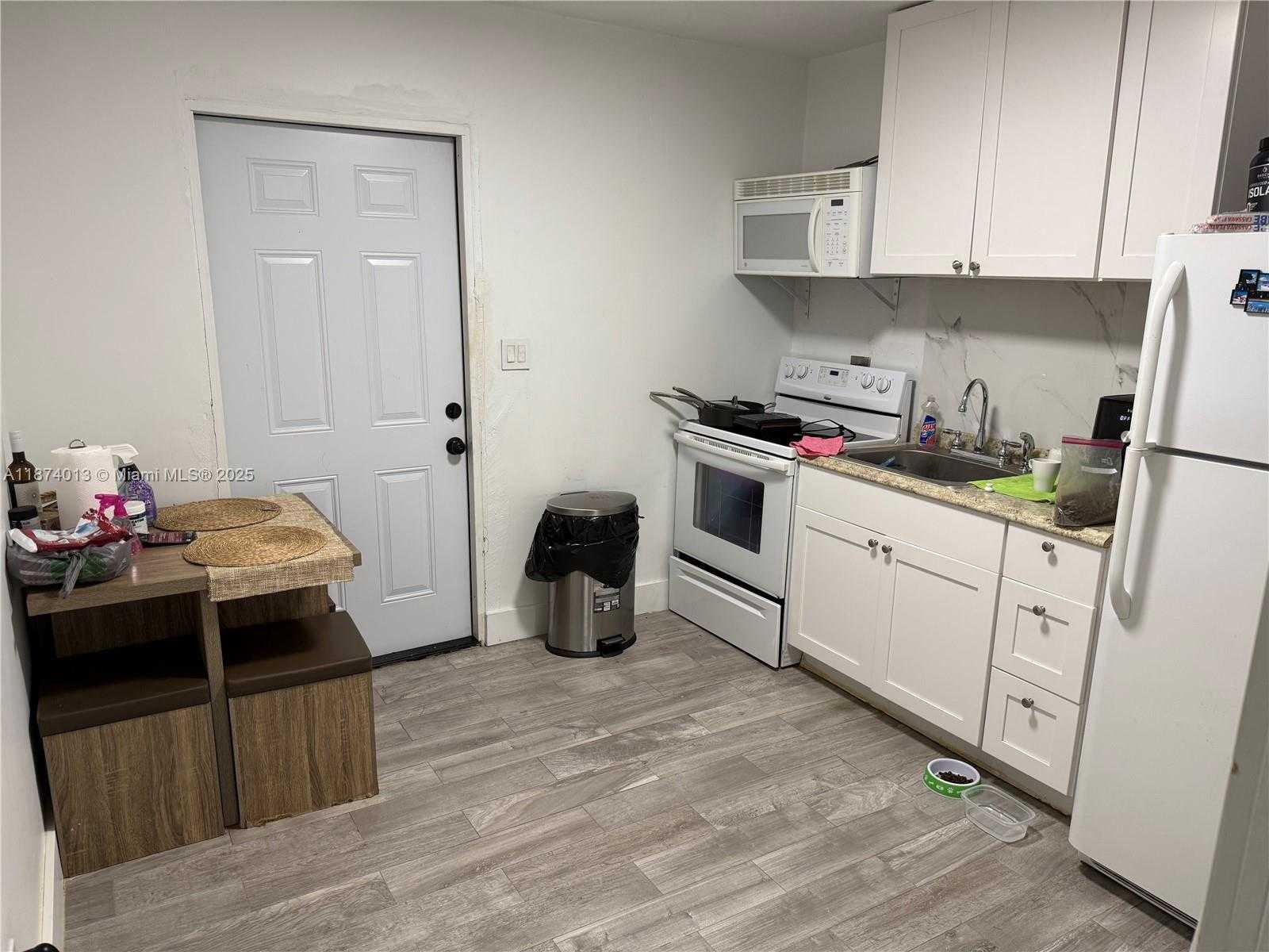 Small Image of 5320 SOUTH WEST 97TH AVE #B, Miami Number 18