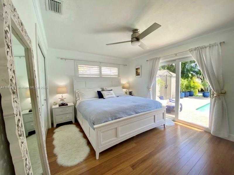 Small Image of 220 SOUTH EAST 9TH ST, Pompano Beach Number 17