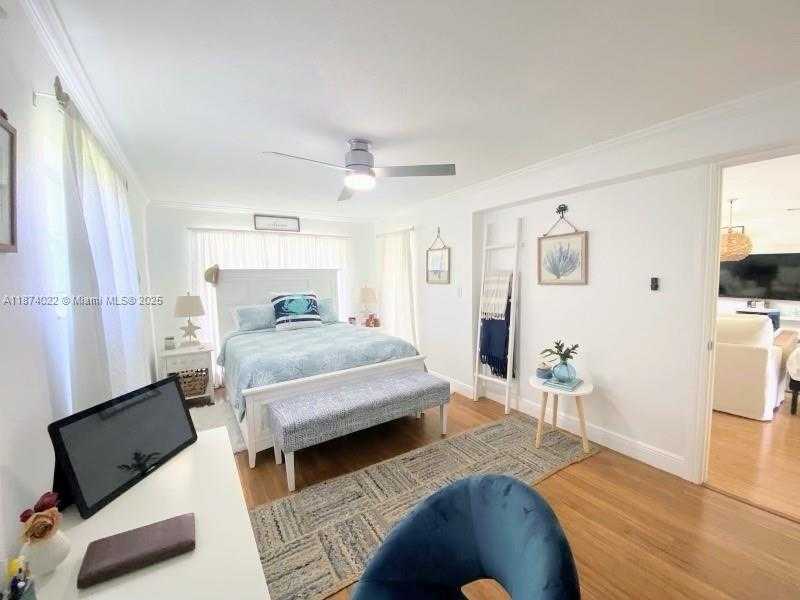 Small Image of 220 SOUTH EAST 9TH ST, Pompano Beach Number 19