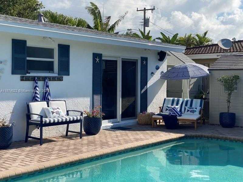 Small Image of 220 SOUTH EAST 9TH ST, Pompano Beach Number 21