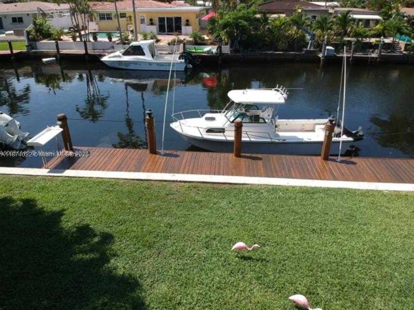 Small Image of 220 SOUTH EAST 9TH ST, Pompano Beach Number 28