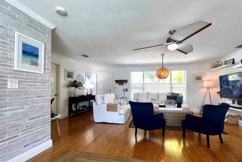 Small Image of 220 SOUTH EAST 9TH ST, Pompano Beach Number 5