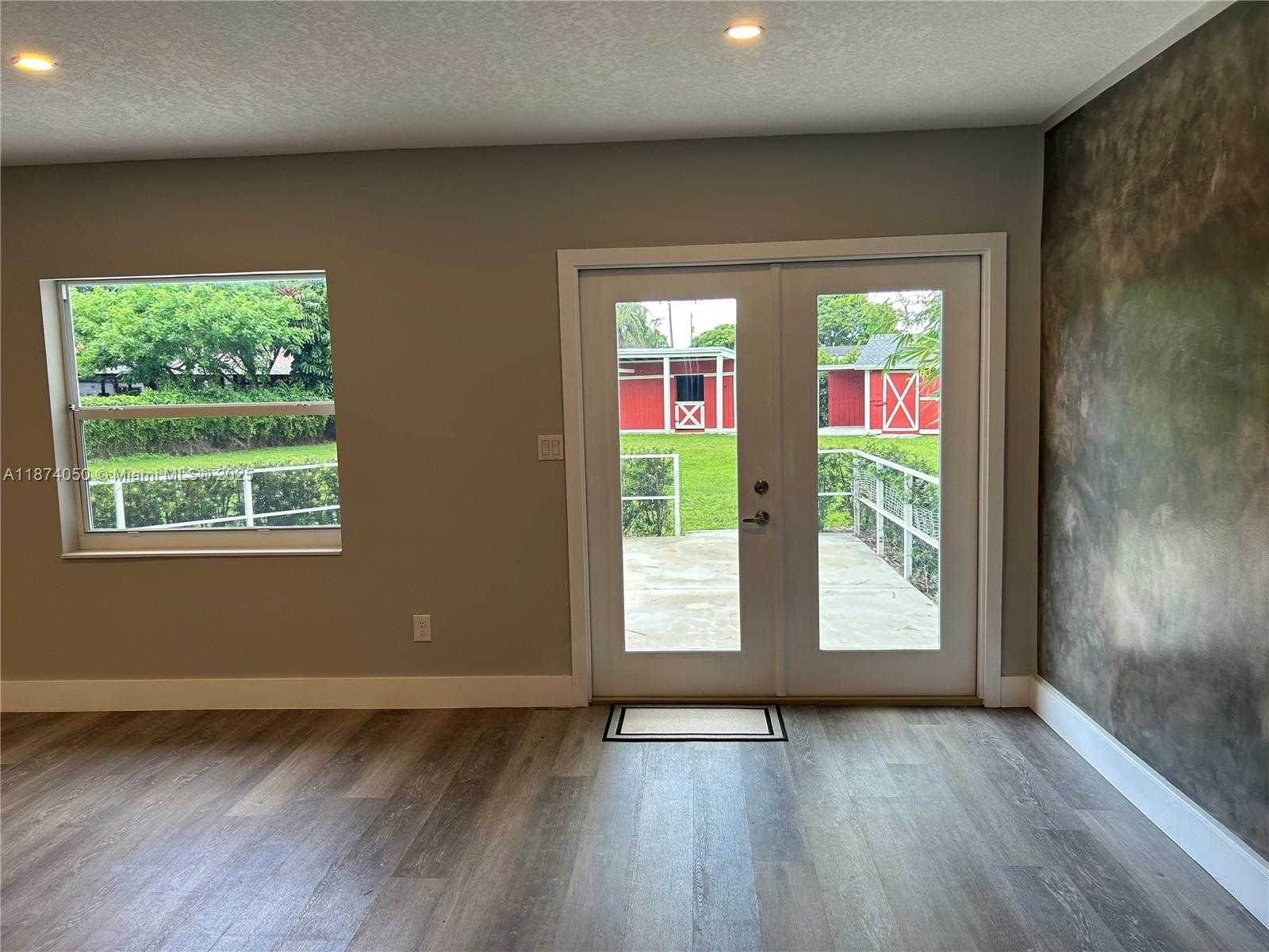 Small Image of 18351 SOUTH WEST 202ND ST #18351, Miami Number 10