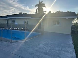 Small Image of Miami Number 2