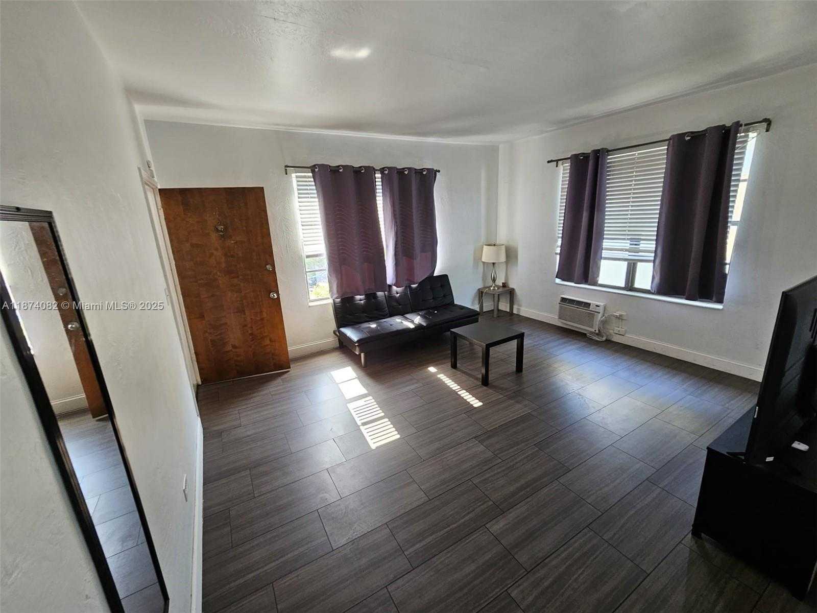 Small Image of 7320 CARLYLE AVE #4, Miami Beach Number 7