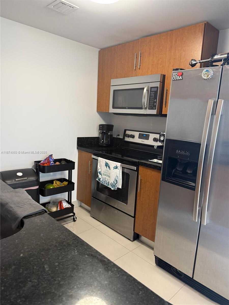 Small Image of 601 NORTH EAST 23RD ST #807, Miami Number 10