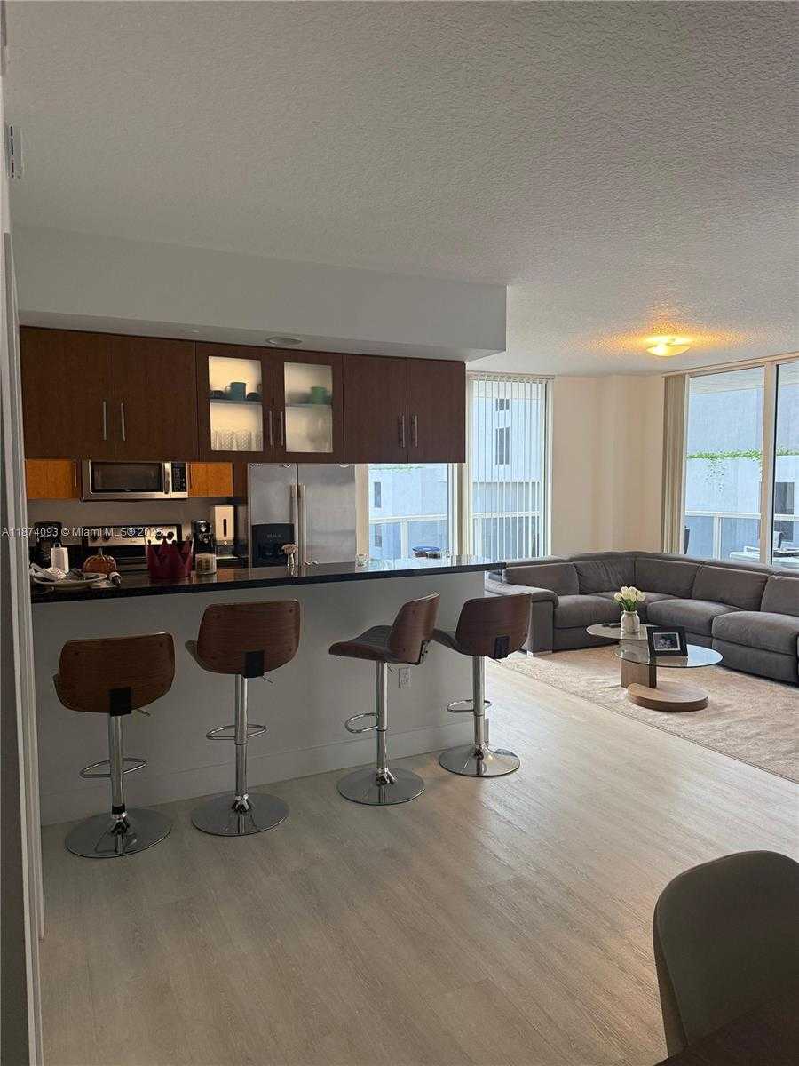 Small Image of 601 NORTH EAST 23RD ST #807, Miami Number 2