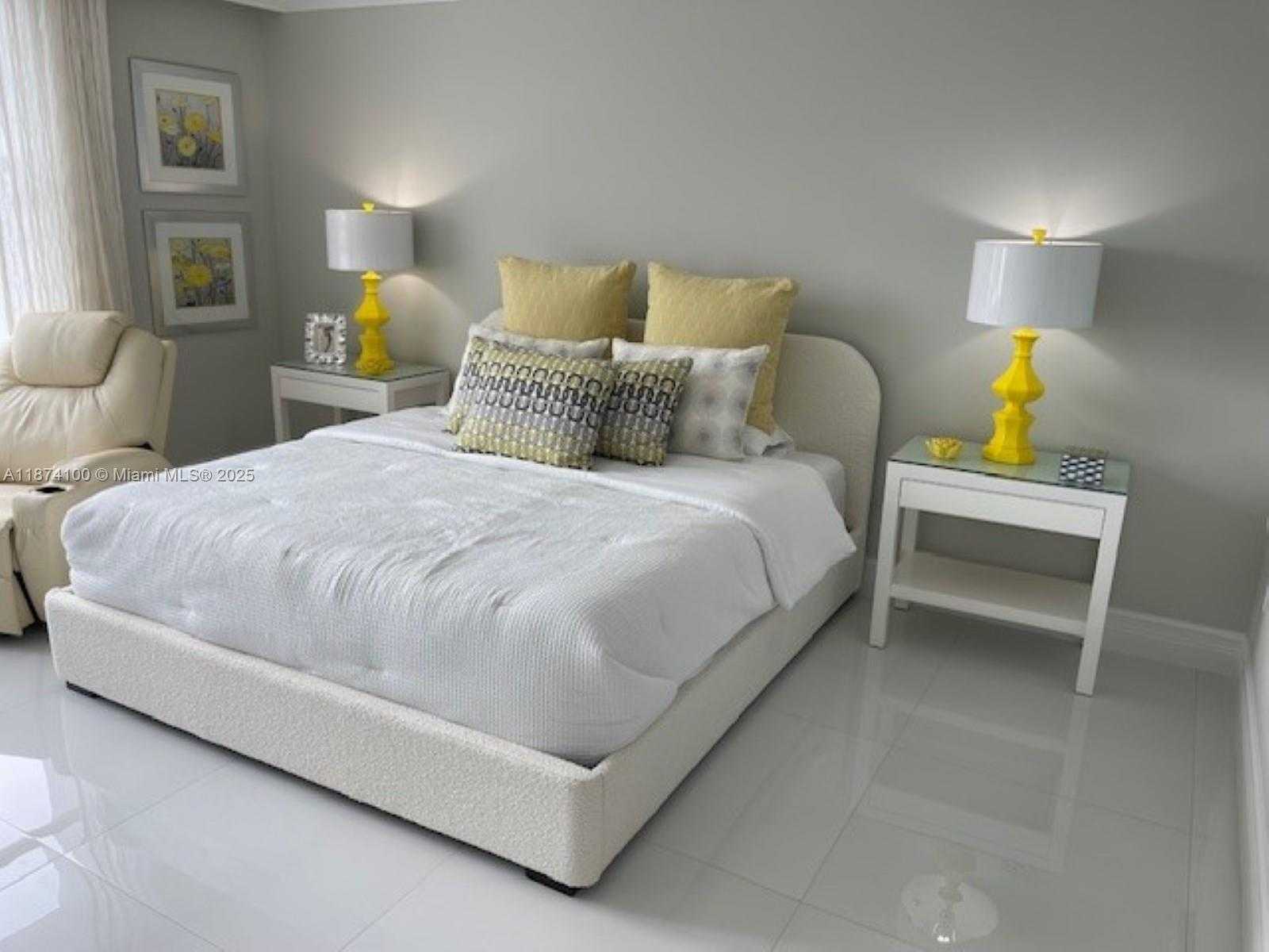 Small Image of 5001 COLLINS AVE #14A, Miami Beach Number 11