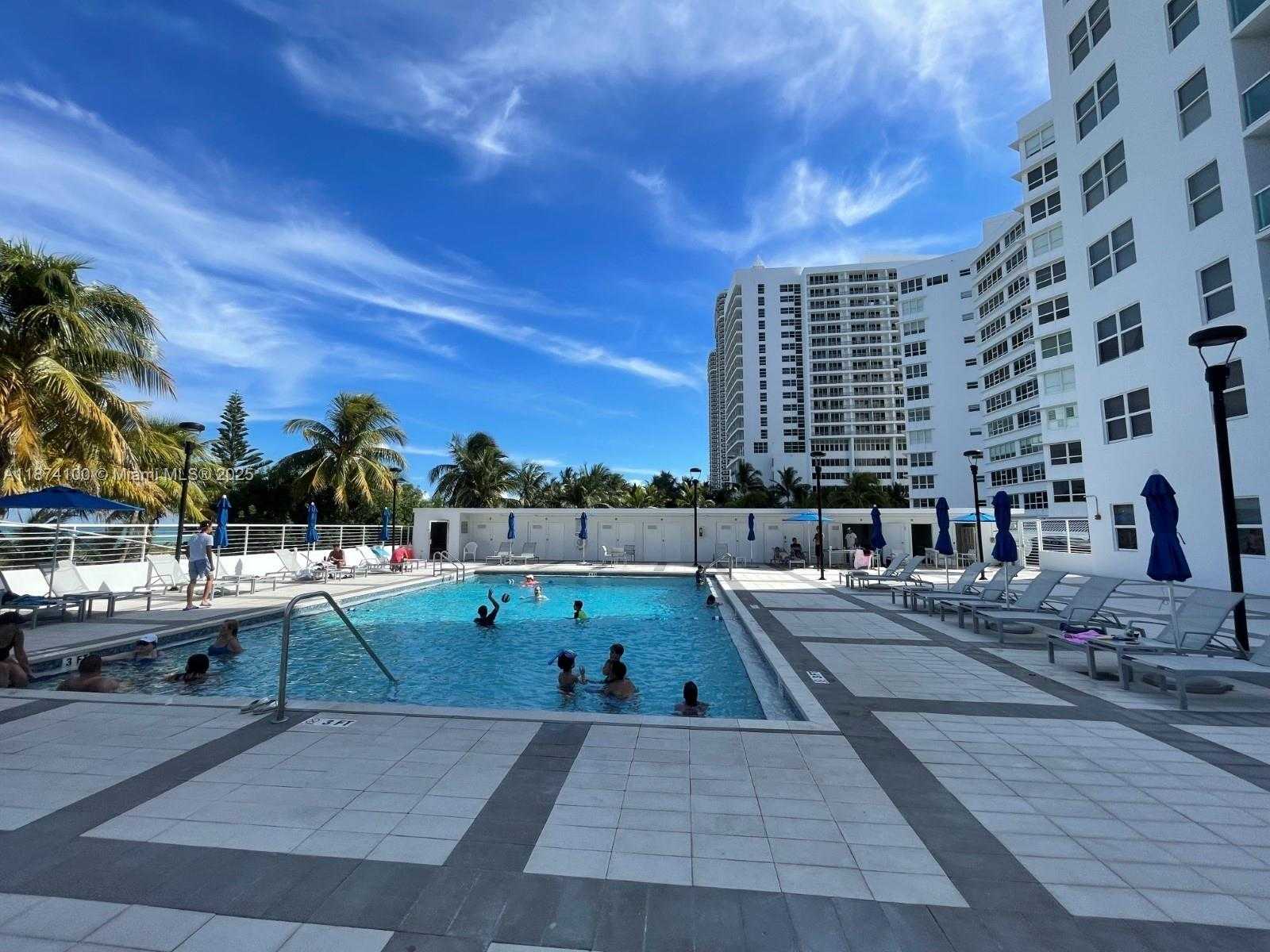 Small Image of 5001 COLLINS AVE #14A, Miami Beach Number 31