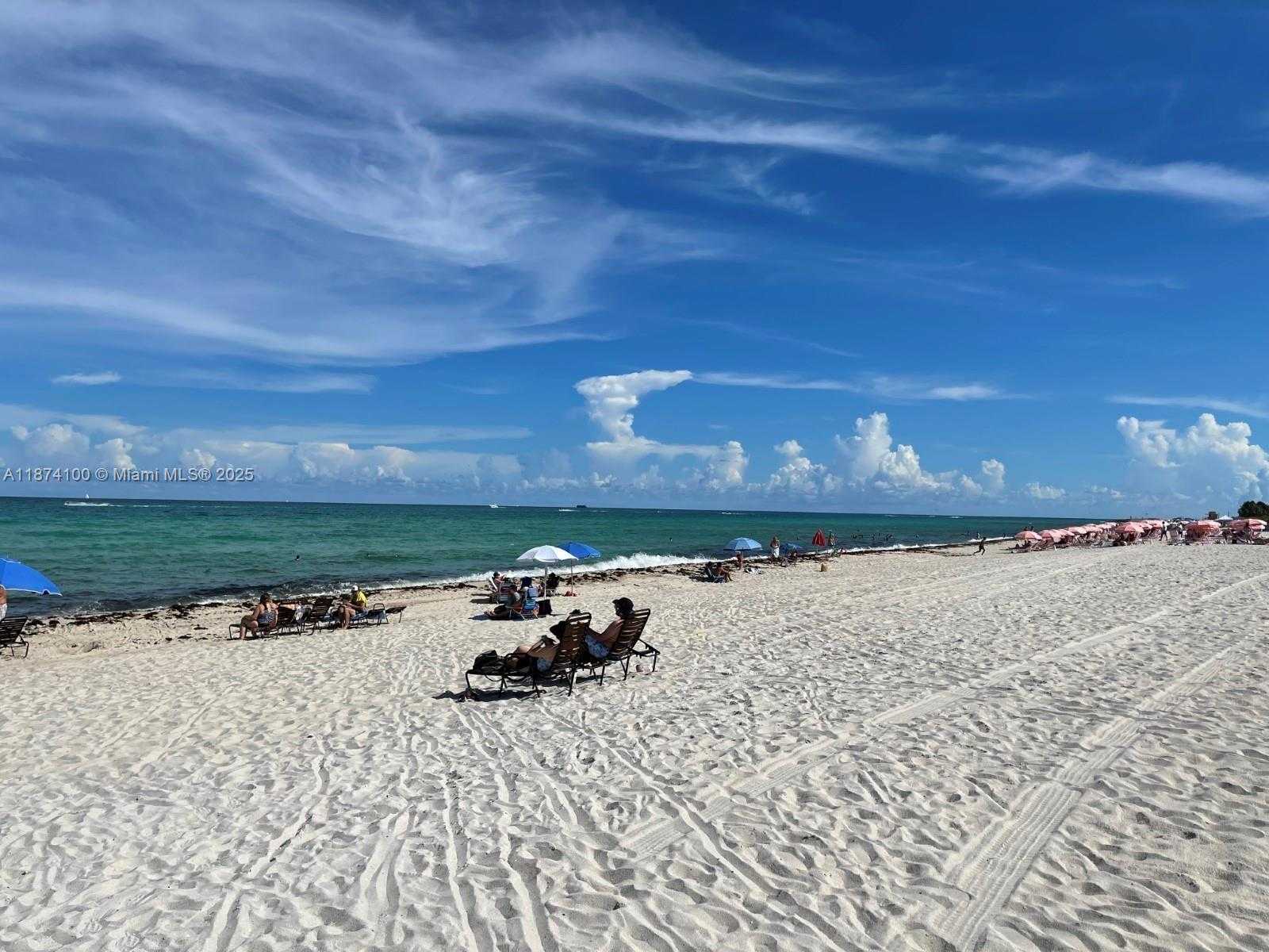 Small Image of 5001 COLLINS AVE #14A, Miami Beach Number 43