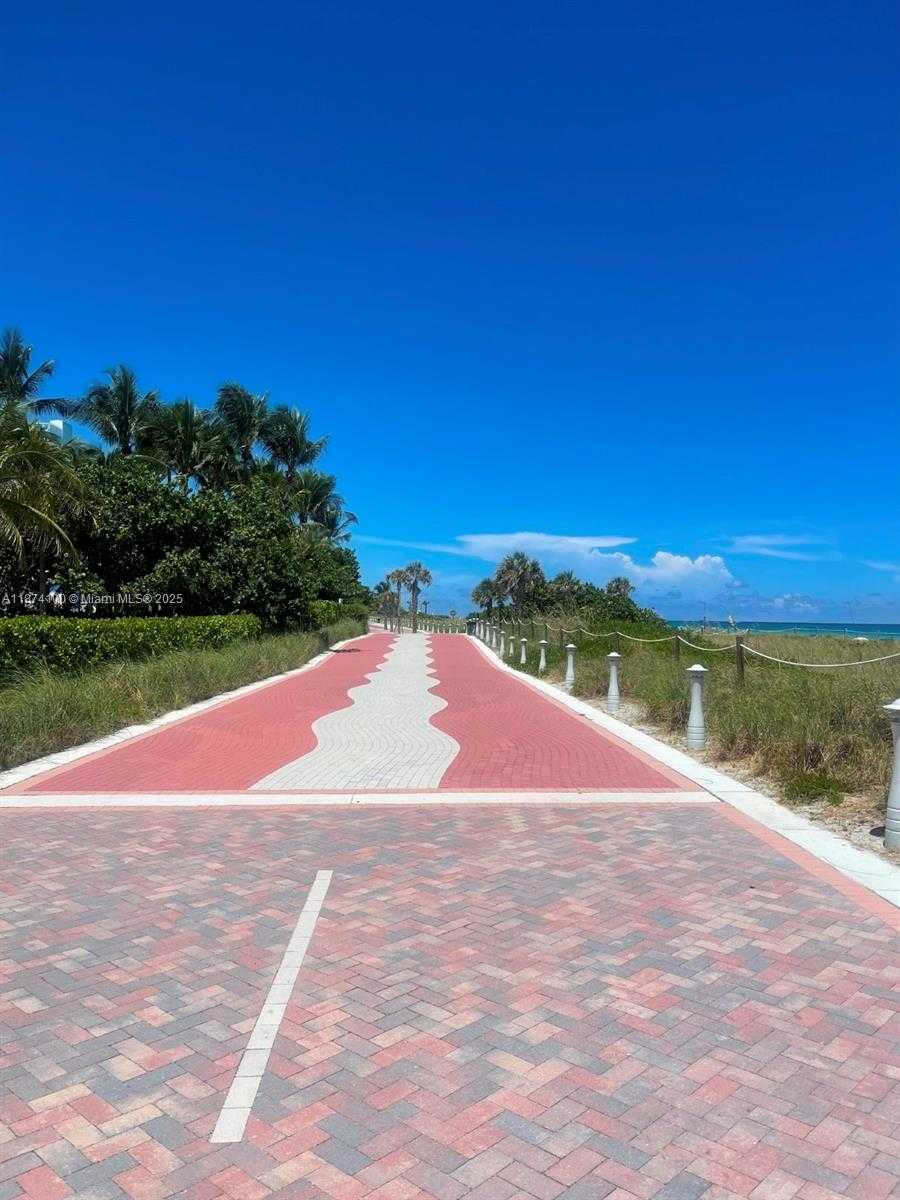 Small Image of 5001 COLLINS AVE #14A, Miami Beach Number 51