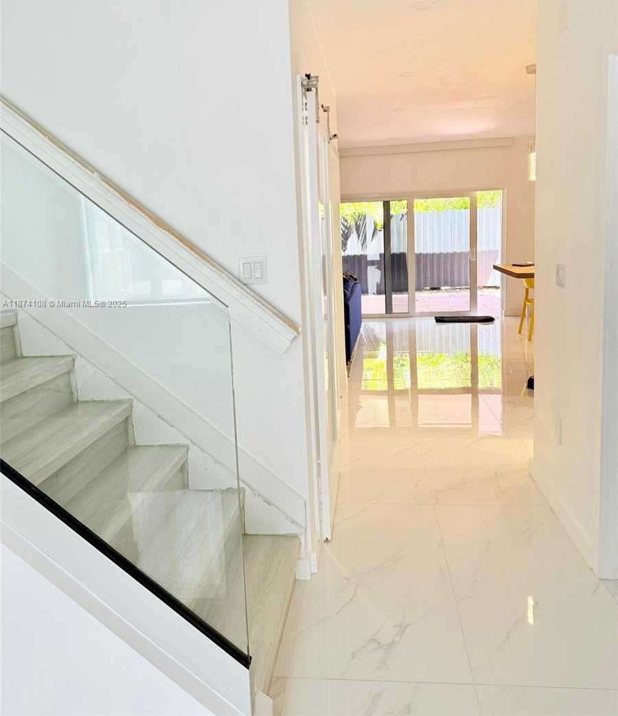 Small Image of 3871 SOUTH WEST 147TH AVE #3, Miami Number 12