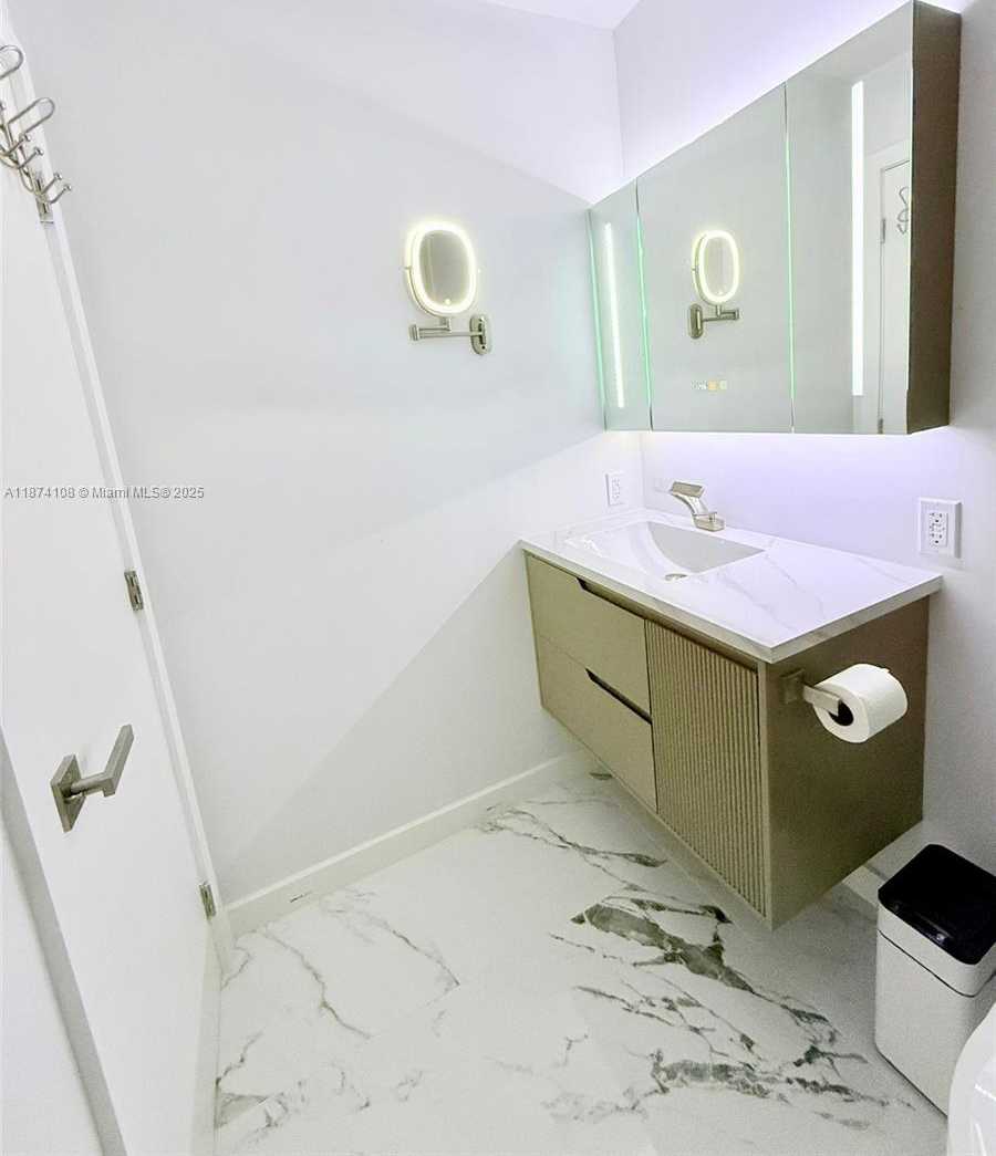 Small Image of 3871 SOUTH WEST 147TH AVE #3, Miami Number 19