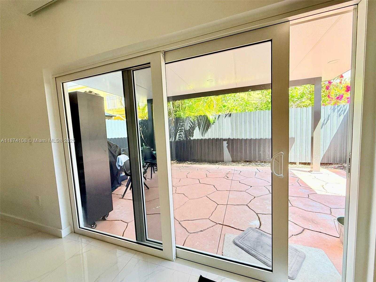 Small Image of 3871 SOUTH WEST 147TH AVE #3, Miami Number 23