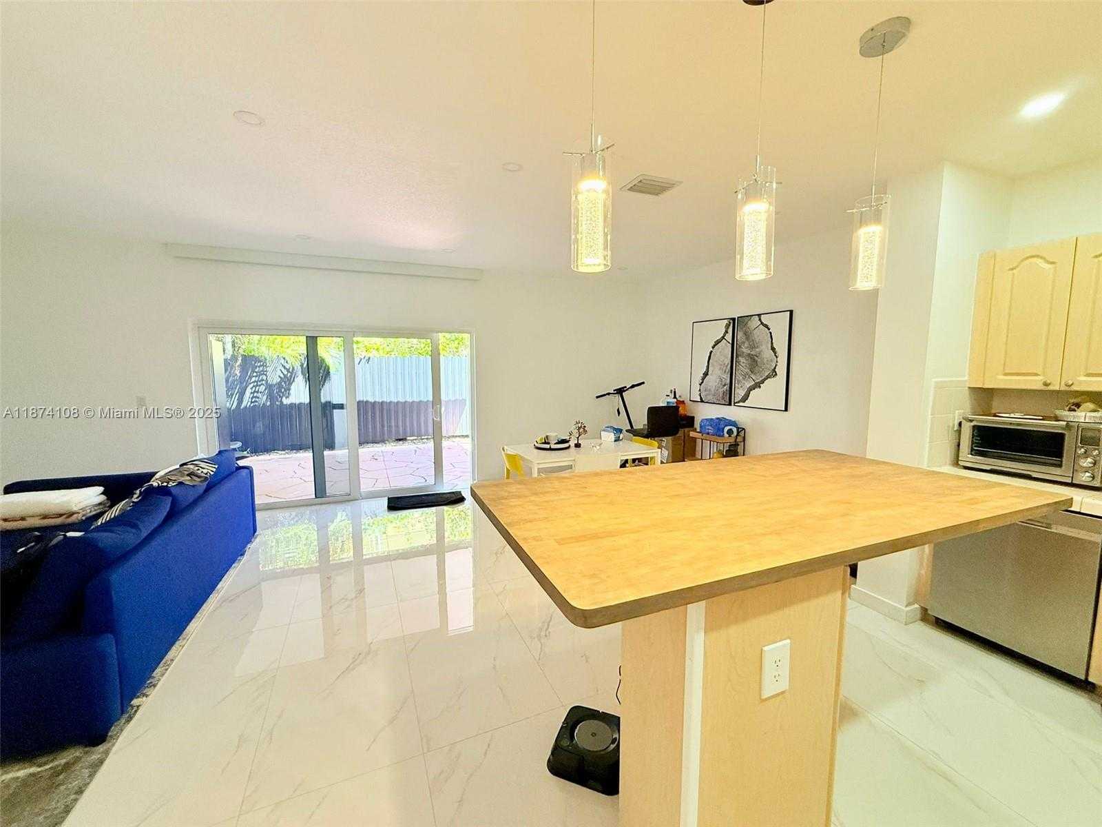 Small Image of 3871 SOUTH WEST 147TH AVE #3, Miami Number 8