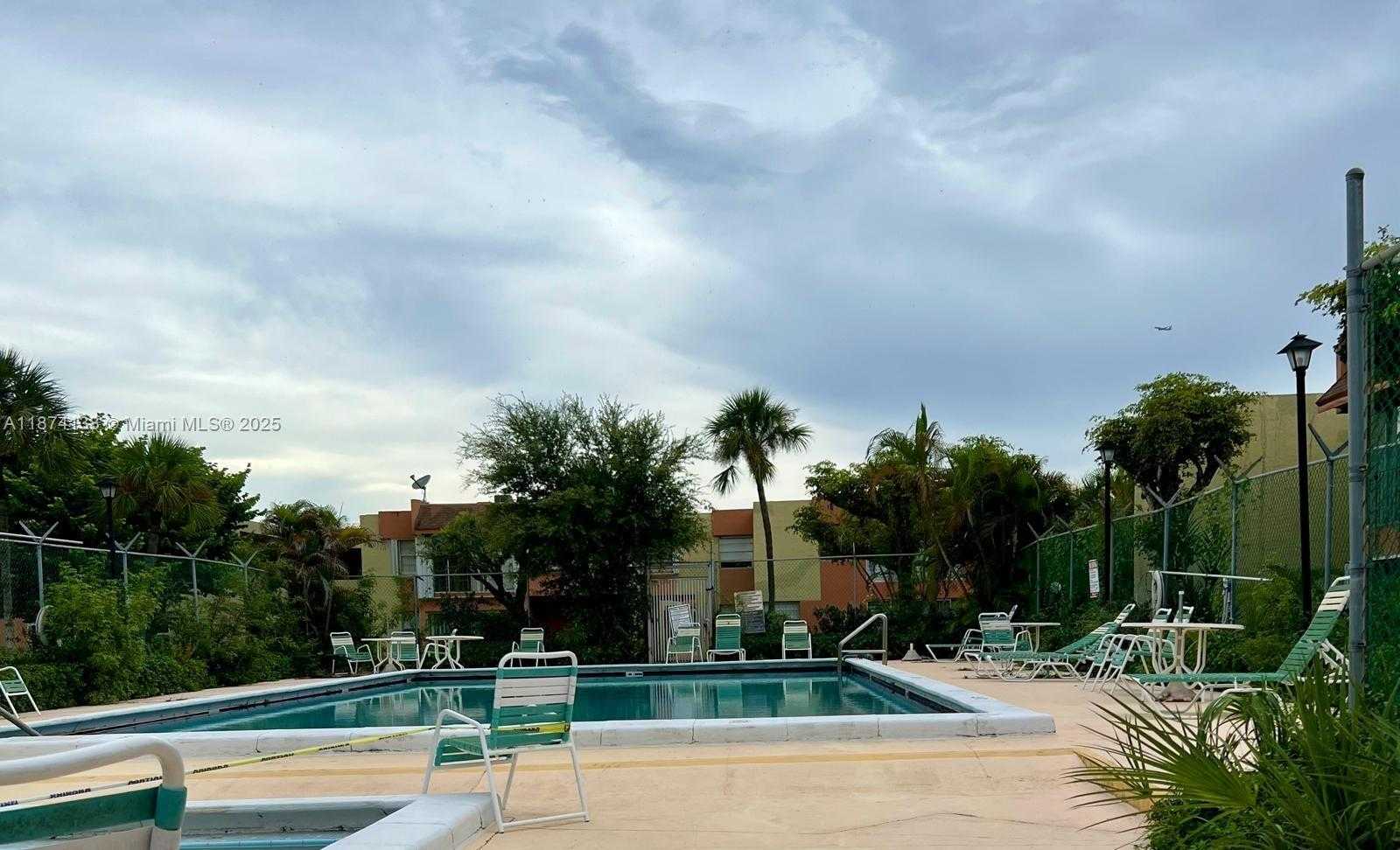 Small Image of 9350 WEST FLAGLER ST #210D, Miami Number 12