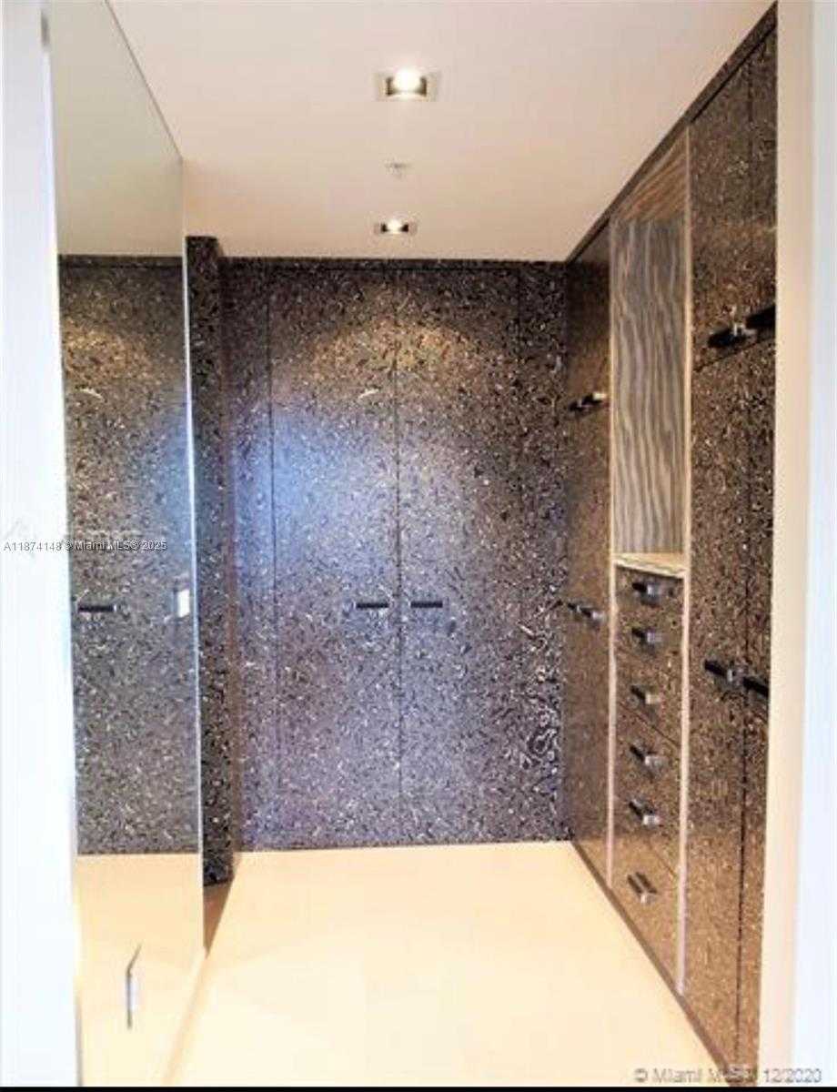 Small Image of 2100 PARK AVE #303, Miami Beach Number 23