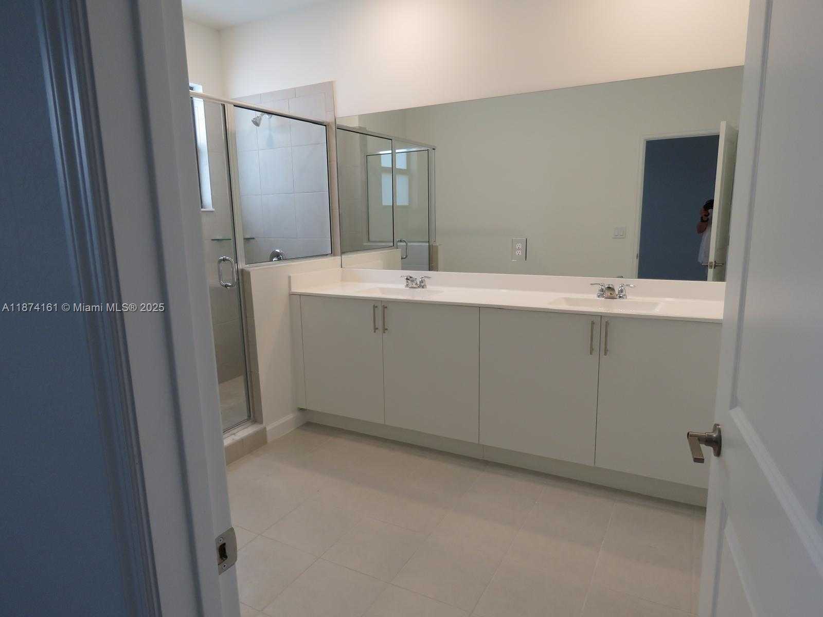 Small Image of 23316 SOUTH WEST 133RD CT, Miami Number 19