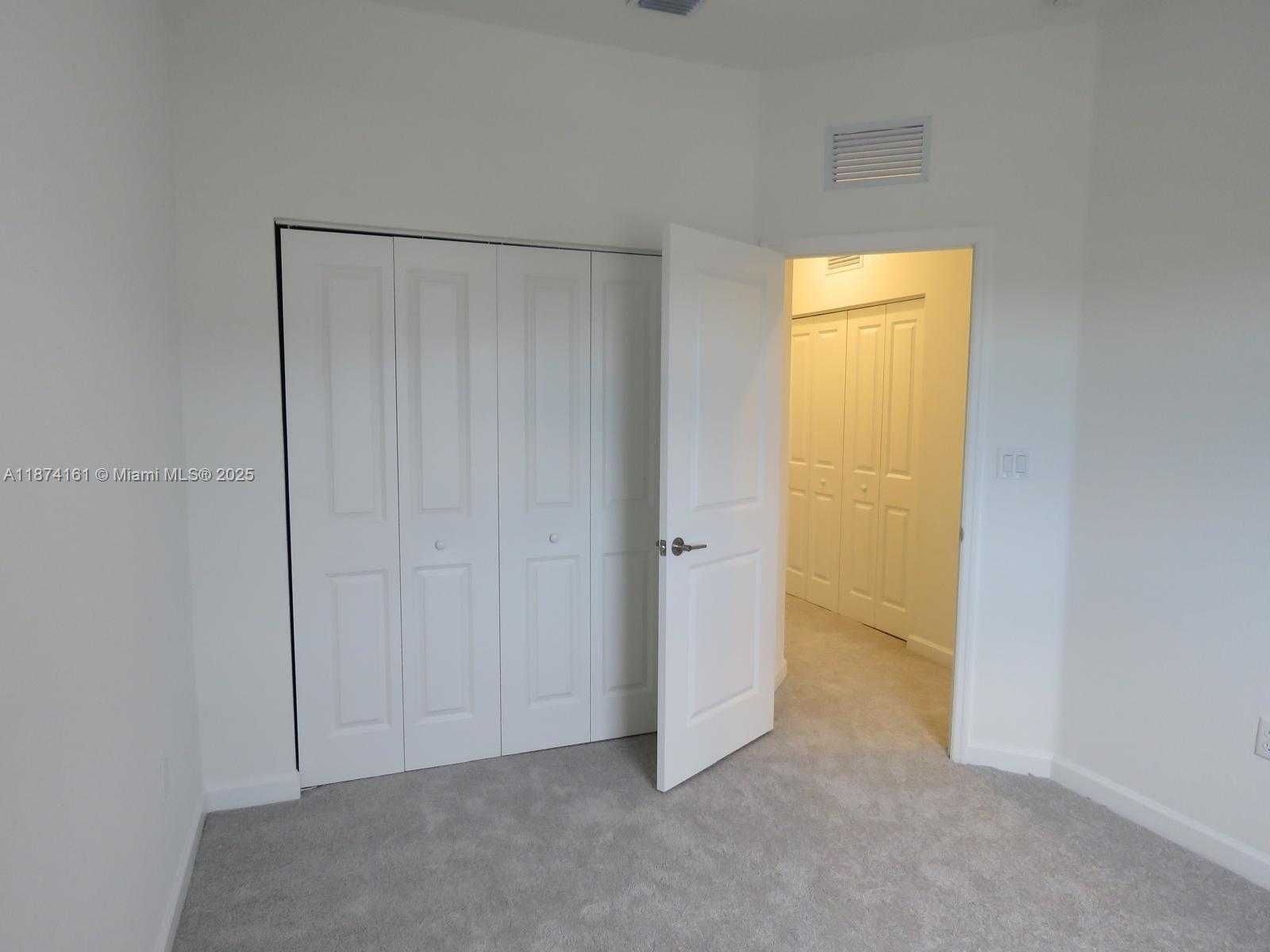 Small Image of 23316 SOUTH WEST 133RD CT, Miami Number 22