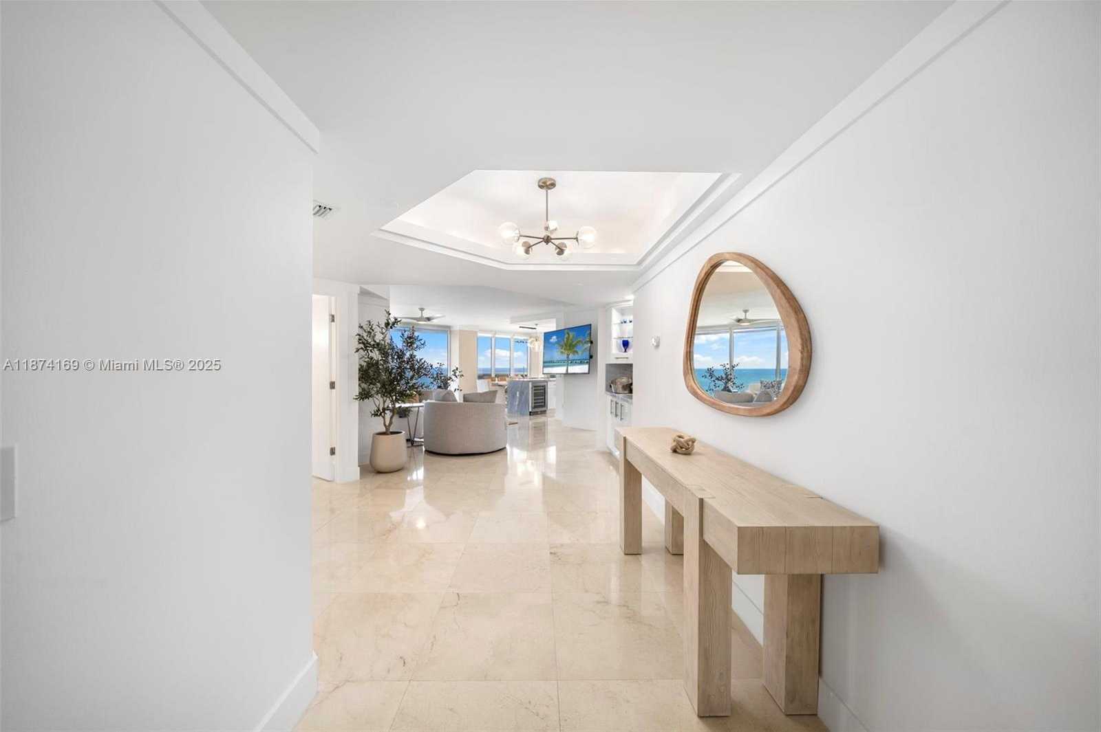 Small Image of 4775 COLLINS AVE #1801, Miami Beach Number 5