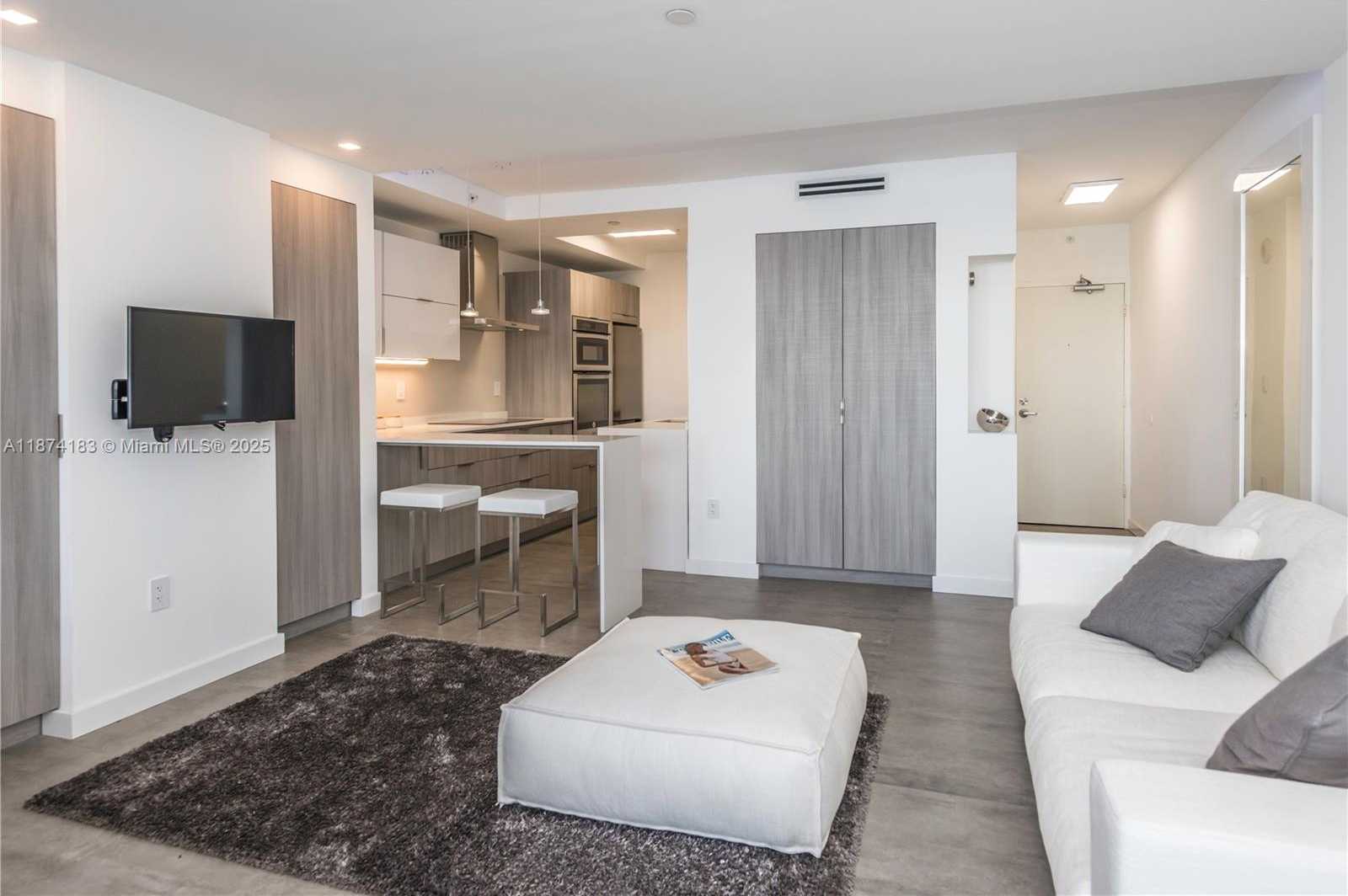 Small Image of 1500 BAY RD #1436S, Miami Beach Number 9