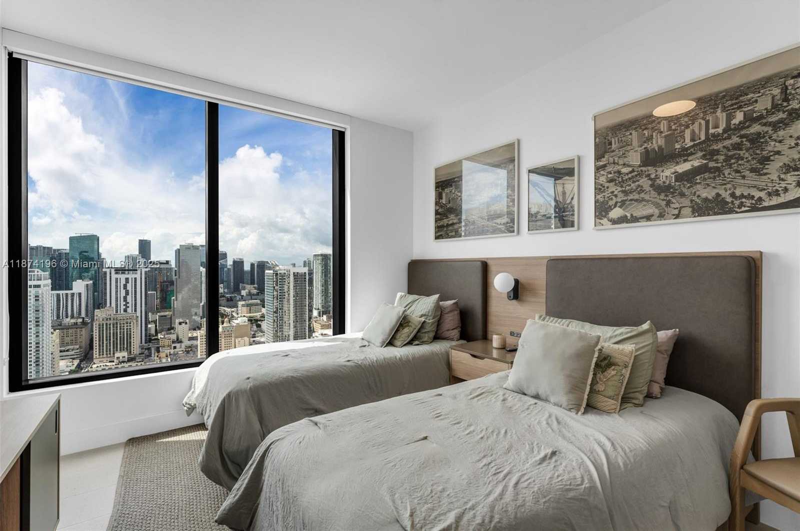 Small Image of 159 NORTH EAST 6TH ST #4016, Miami Number 22