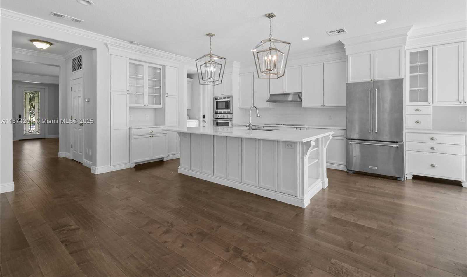 Small Image of 118 BARBADOS DR, Jupiter Number 14