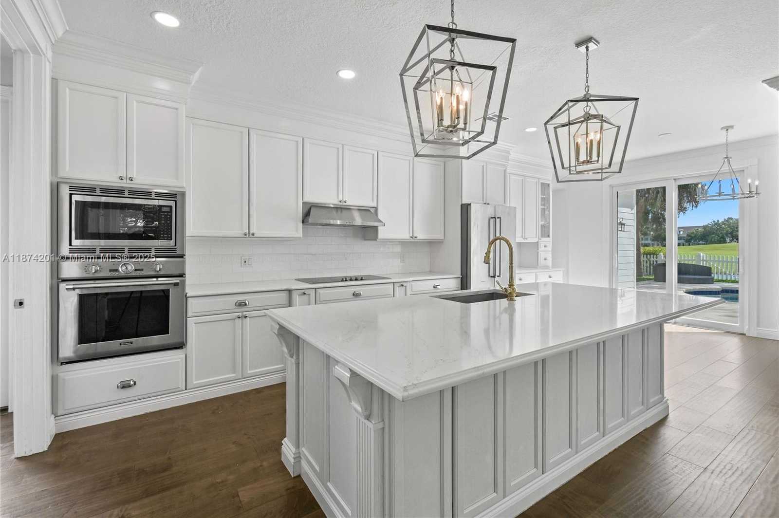 Small Image of 118 BARBADOS DR, Jupiter Number 16