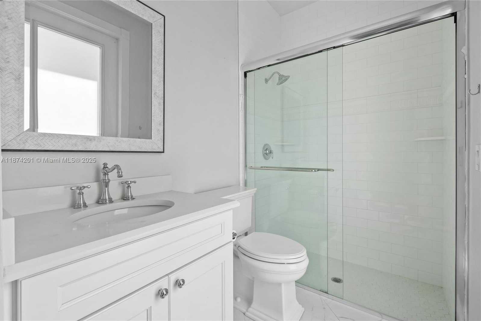 Small Image of 118 BARBADOS DR, Jupiter Number 21