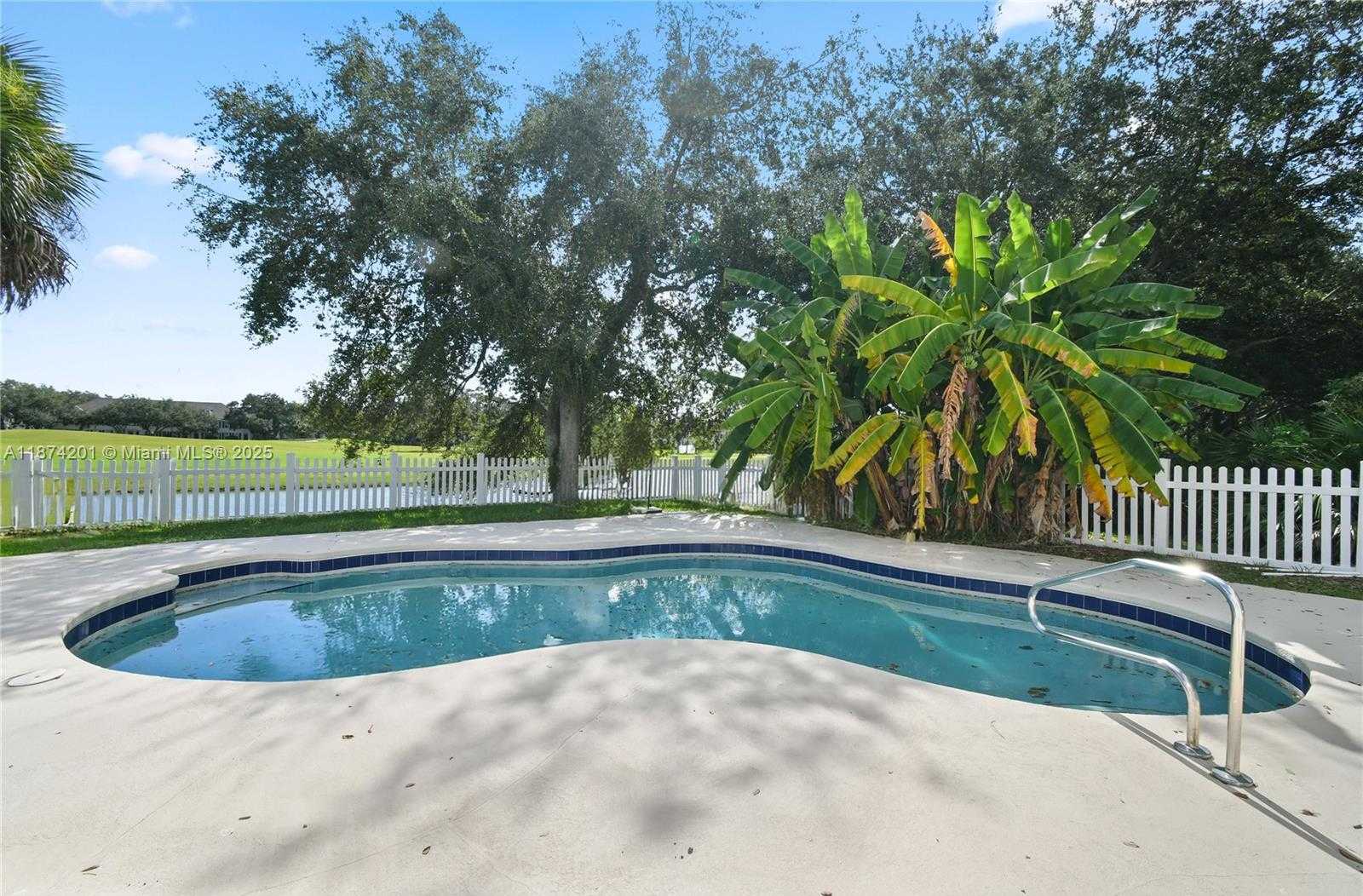 Small Image of 118 BARBADOS DR, Jupiter Number 48