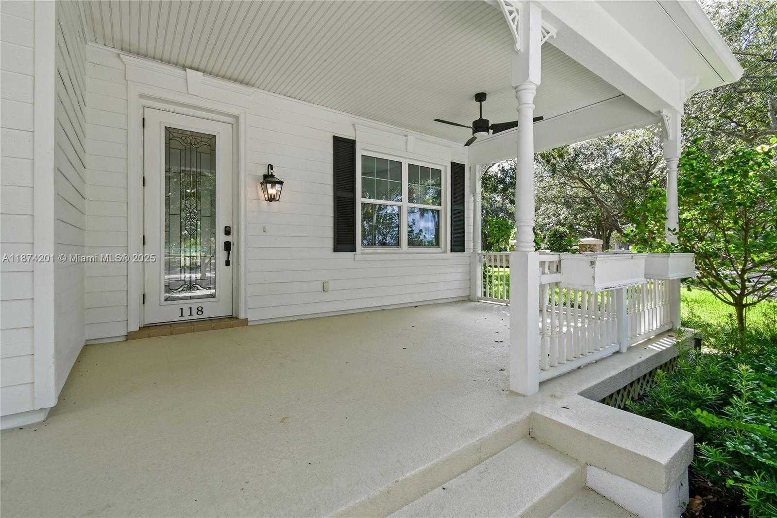 Small Image of 118 BARBADOS DR, Jupiter Number 5