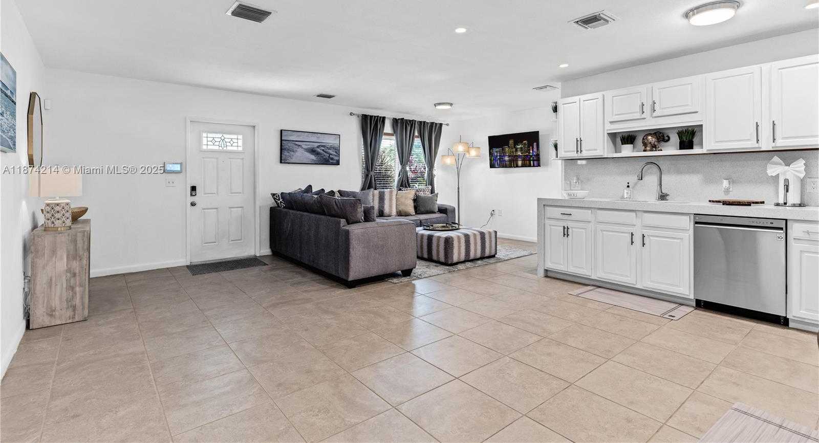 Small Image of 1430 NORTH EAST 11TH ST #1430, Homestead Number 7
