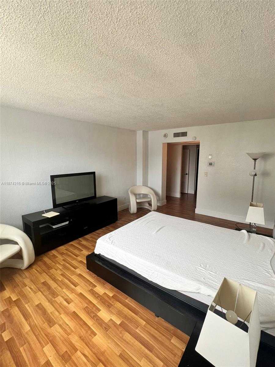 Small Image of 19380 COLLINS AV #601, Sunny Isles Beach Number 7