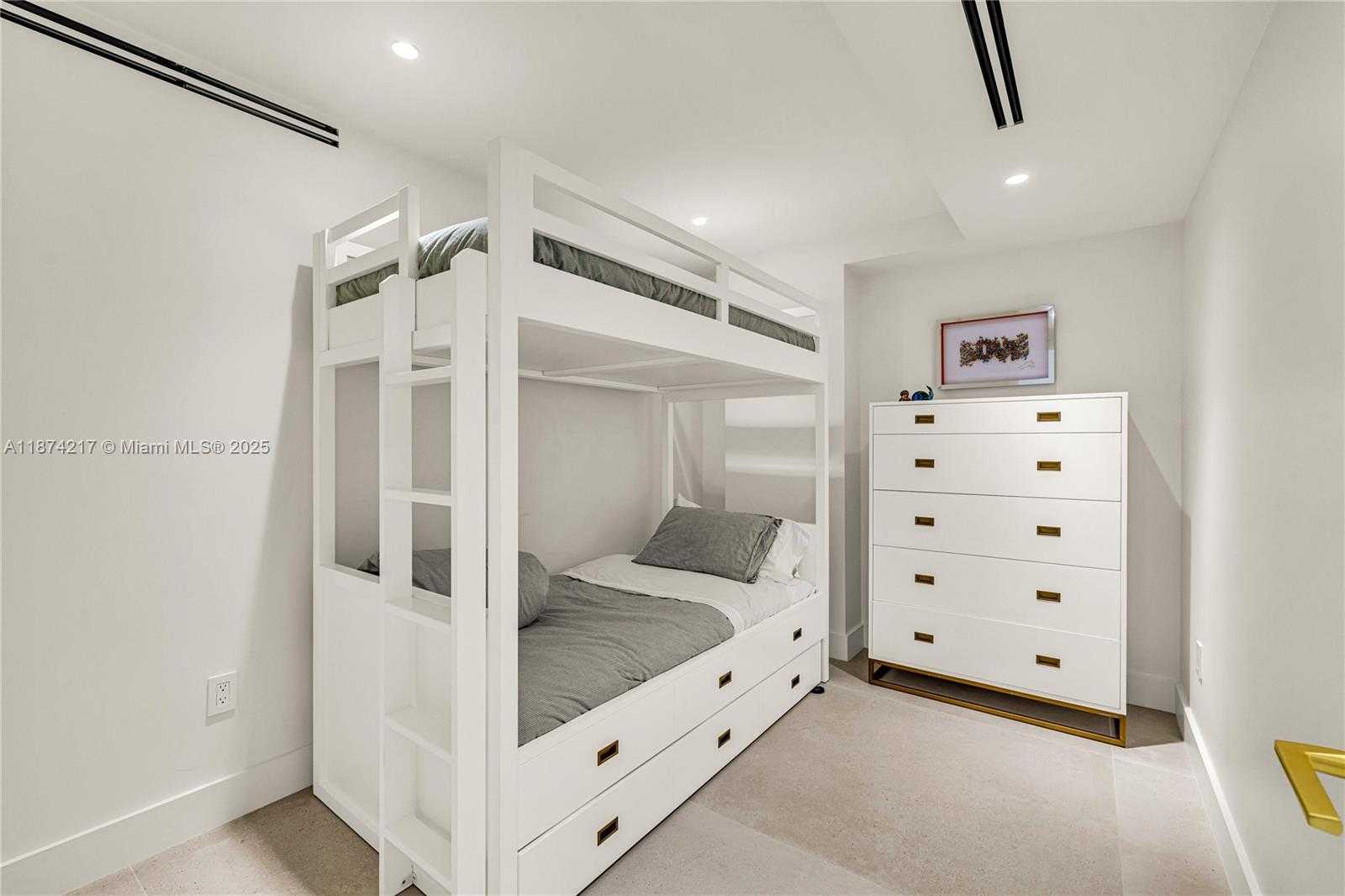 Small Image of 10205 COLLINS AVE #603A, Bal Harbour Number 20