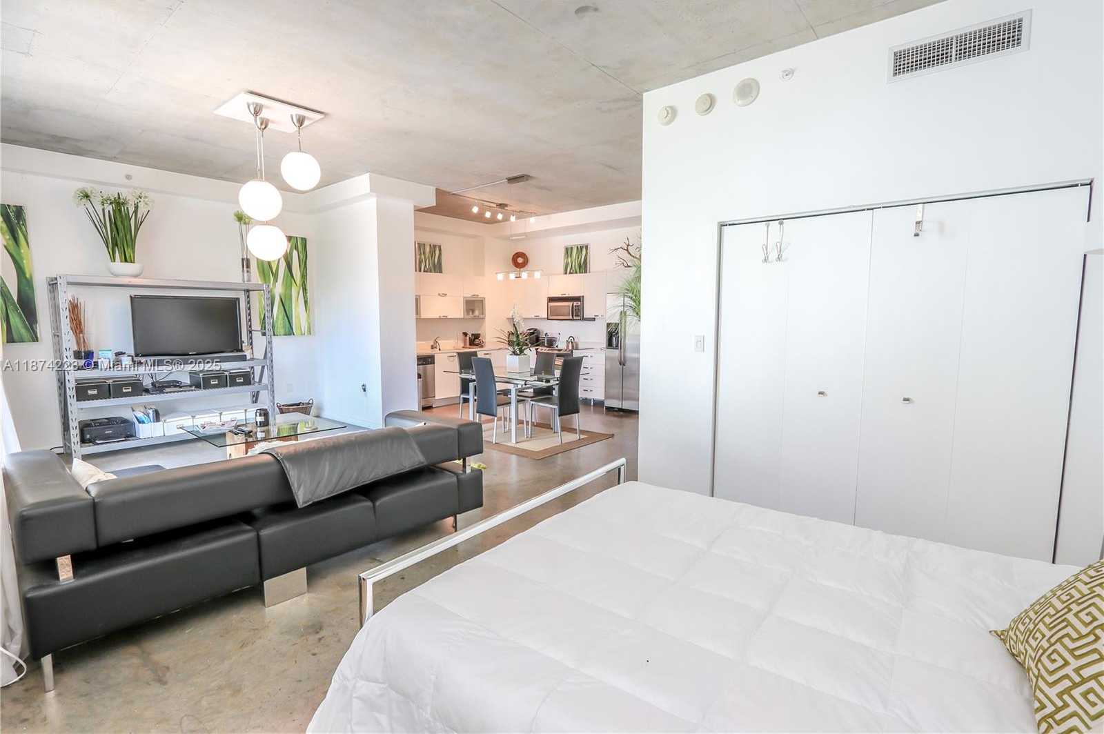 Small Image of 133 NORTH EAST 2ND AVE #509, Miami Number 7