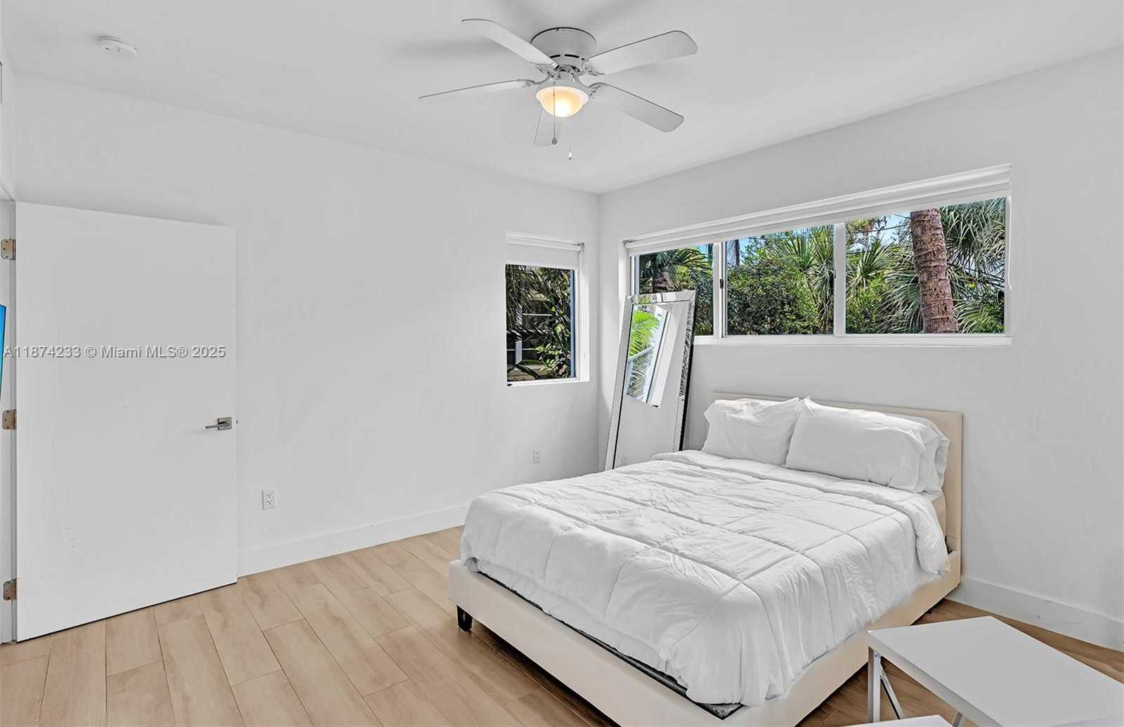 Small Image of 940 MICHIGAN AVE #10, Miami Beach Number 18