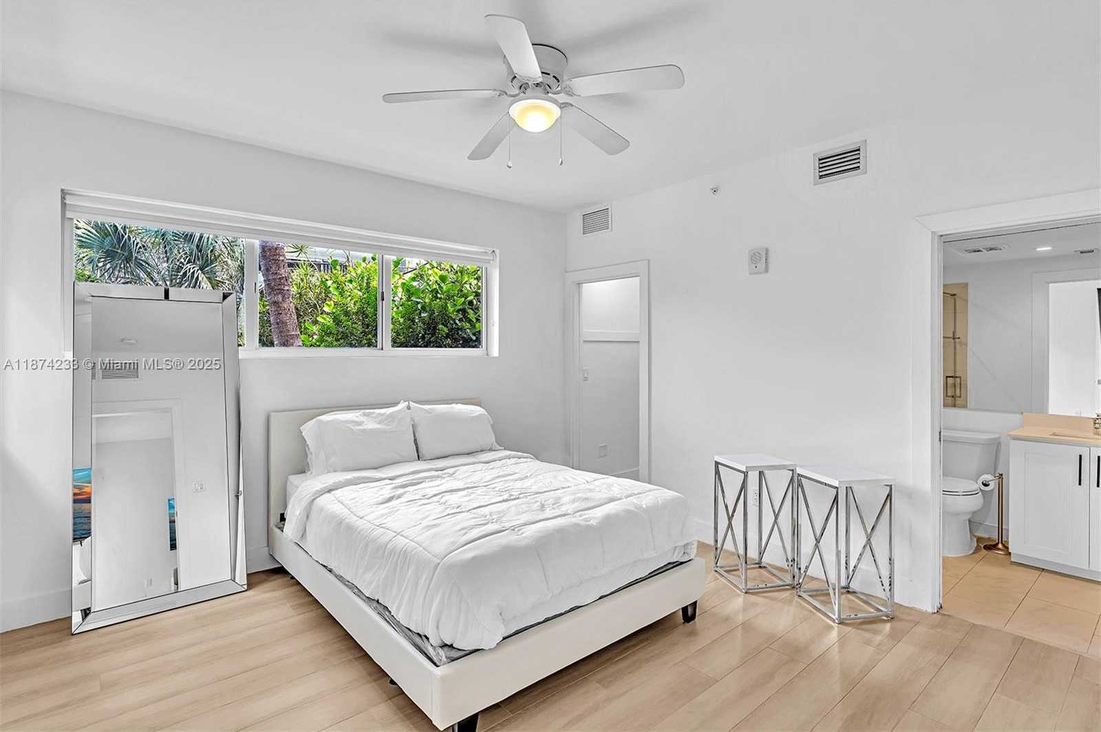Small Image of 940 MICHIGAN AVE #10, Miami Beach Number 19