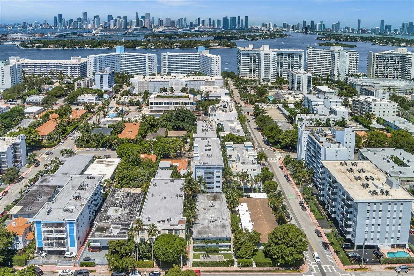 Small Image of 940 MICHIGAN AVE #10, Miami Beach Number 30