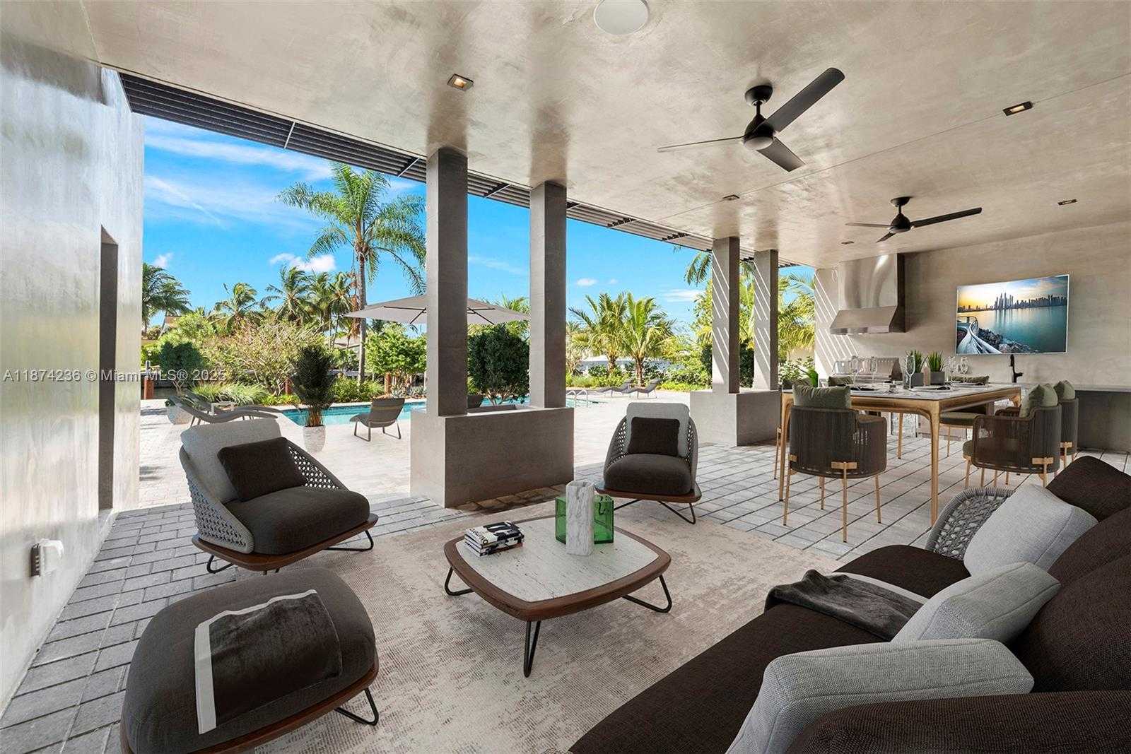 Small Image of 461 POINCIANA DR, Hallandale Beach Number 12