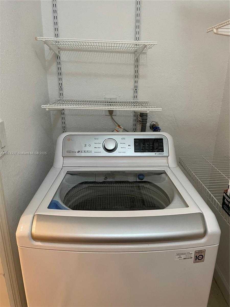 Small Image of 11315 NORTH WEST 72ND LN #11315, Doral Number 10