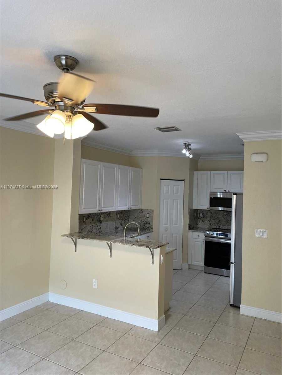 Small Image of 11315 NORTH WEST 72ND LN #11315, Doral Number 15