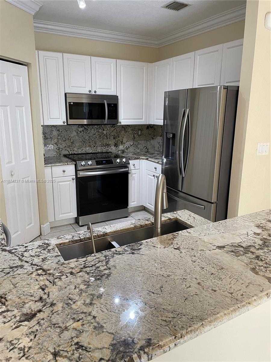 Small Image of 11315 NORTH WEST 72ND LN #11315, Doral Number 16